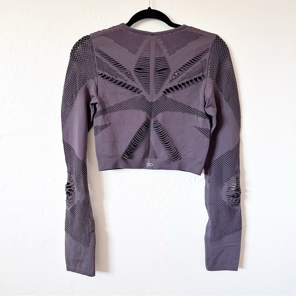 Alo Yoga Siren Long Sleeve Raisin Top M - Picture 5 of 8